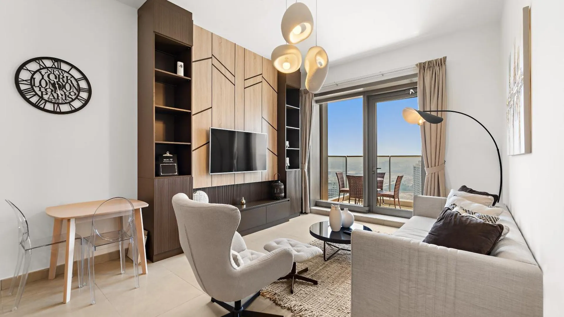 Waterfront View 1Br Apt With Gym, Pool & Sauna Dubai
