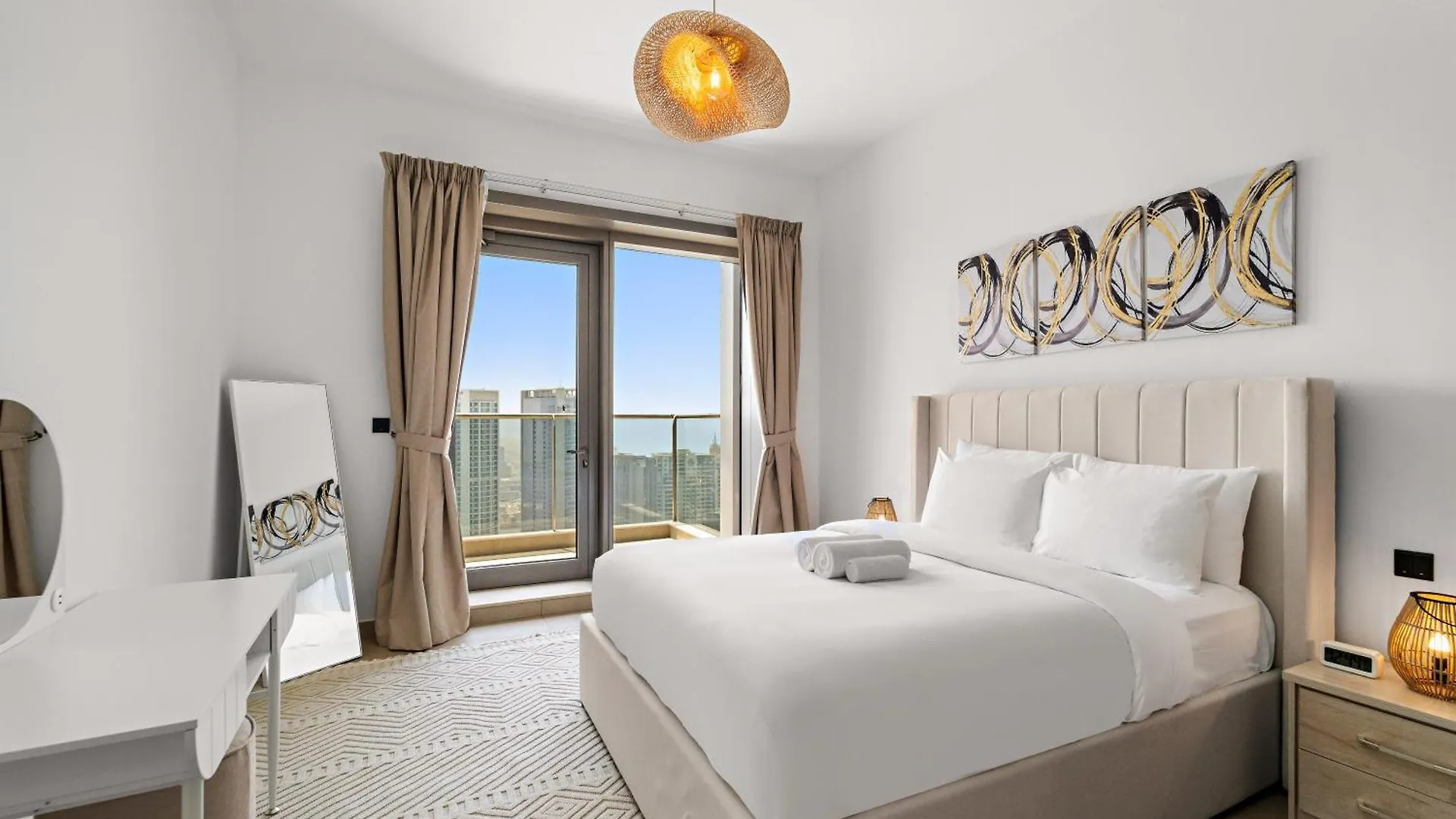 Waterfront View 1Br Apt With Gym, Pool & Sauna Dubai Apartment